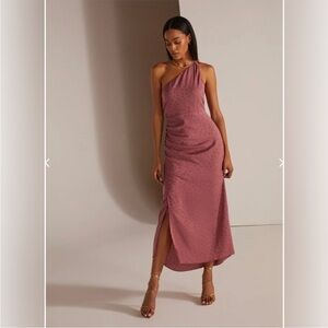 Favorite Daughter Singles Table Dress- 2